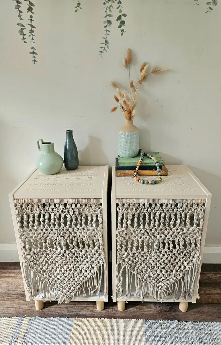 Side tables / nightstands - Image 3