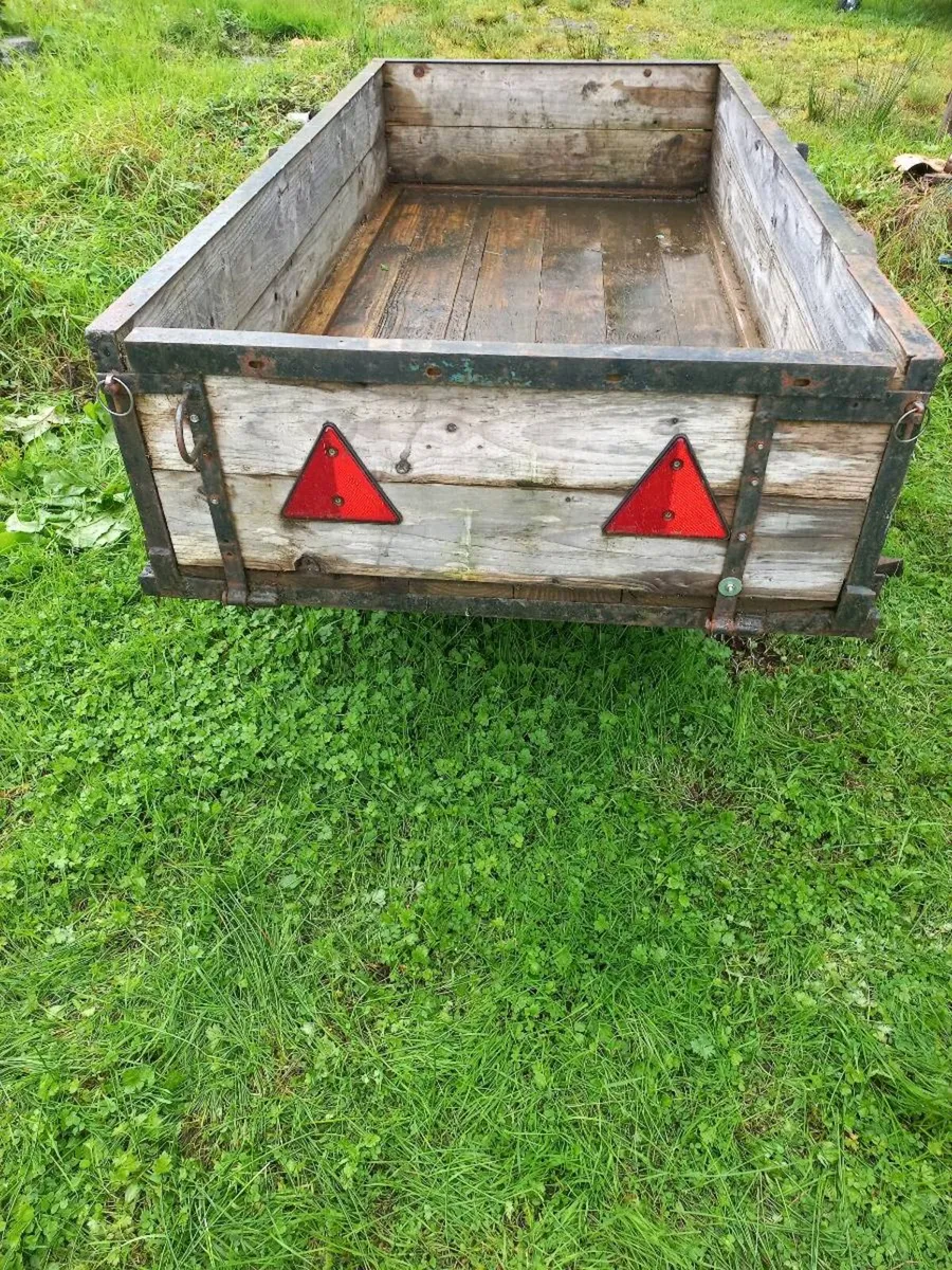 Trailer - Image 1