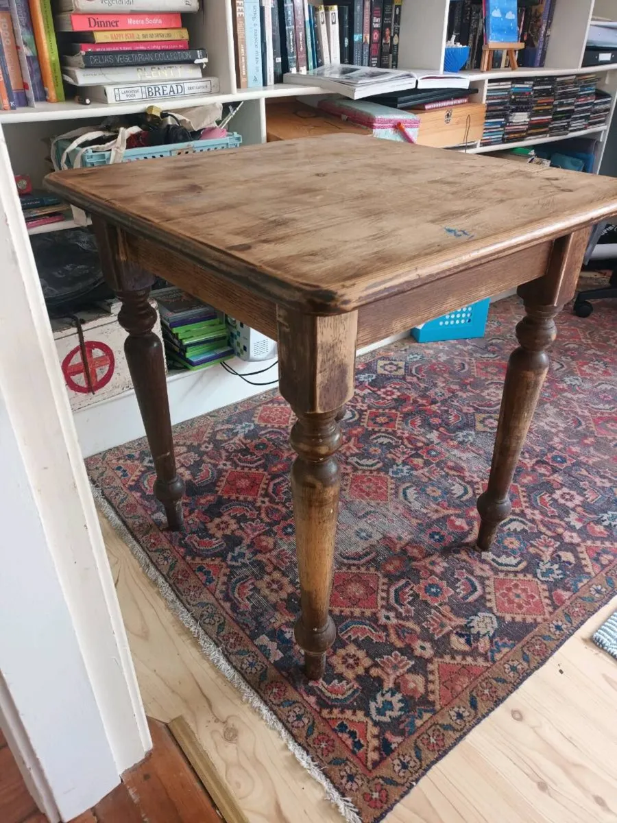 Square table - Image 3