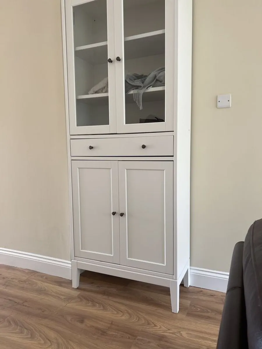 Idanas Dresser
