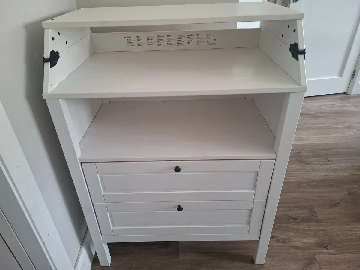 Changing Table/Chest of Drawers - Image 3