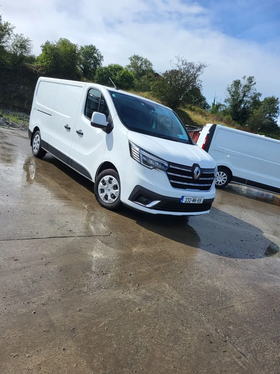 Renault Trafic 2023 - Image 2