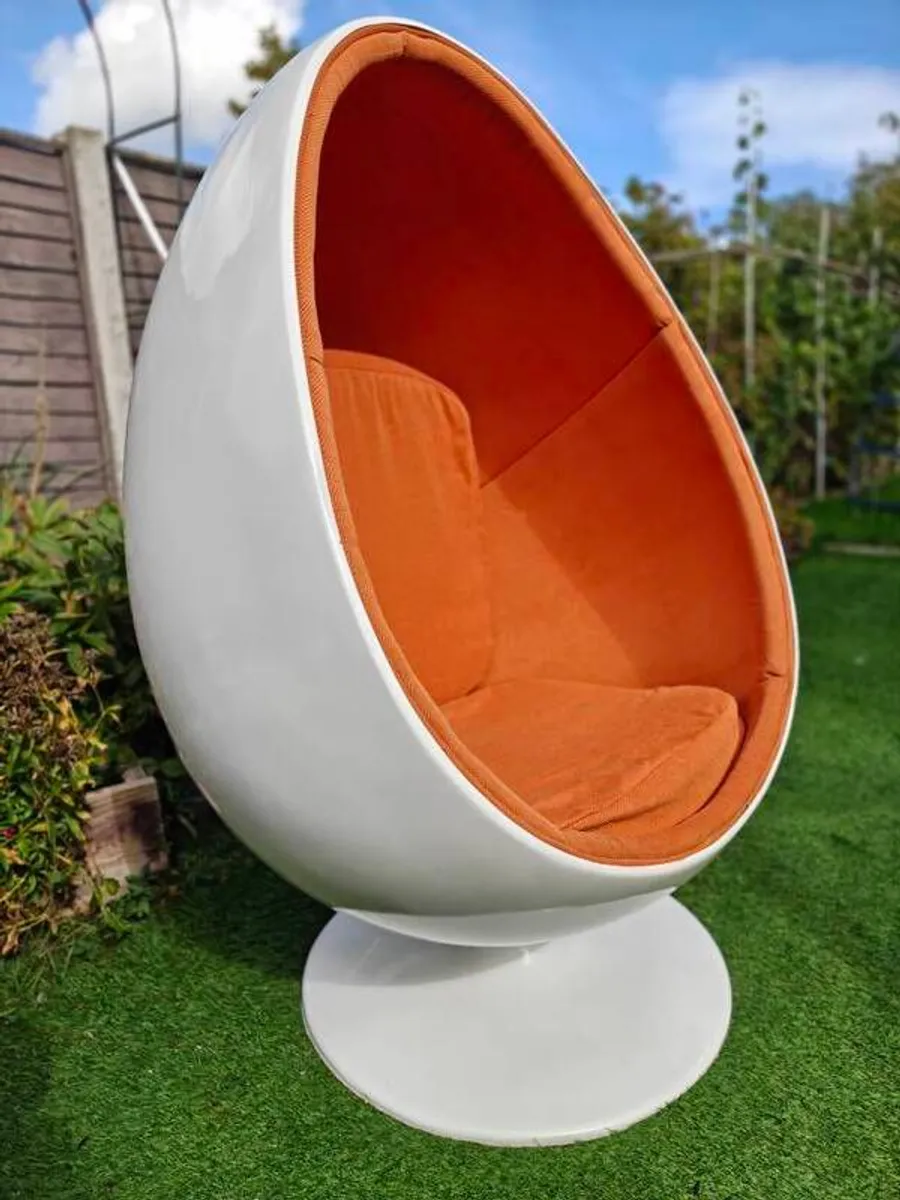 Chair - Image 4