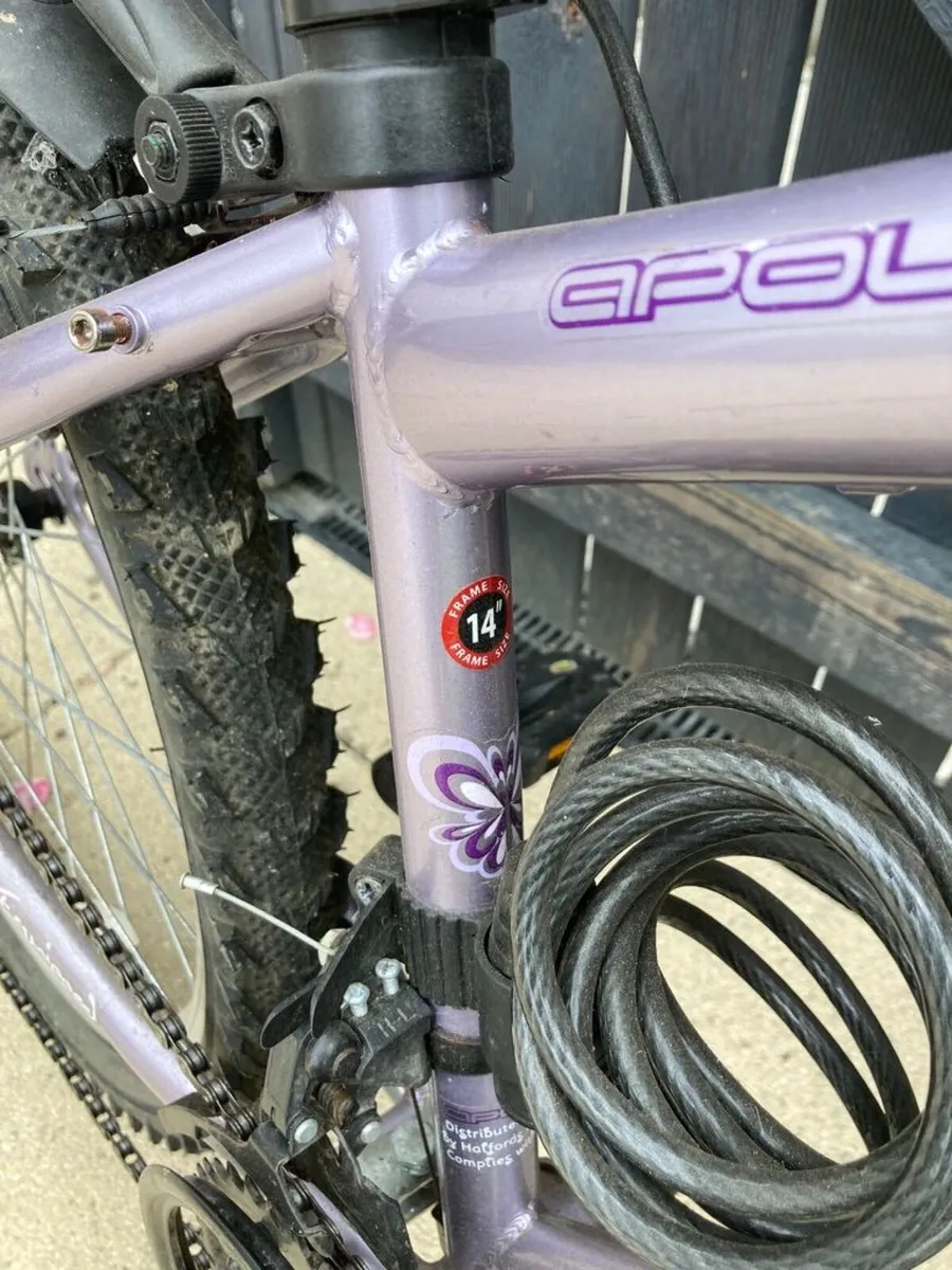 Apollo Girls' Bike - Image 2