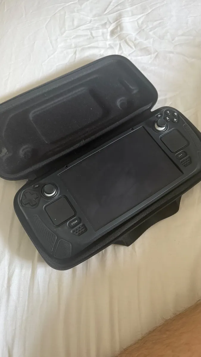 Steam Deck lcd 1tb - Image 1