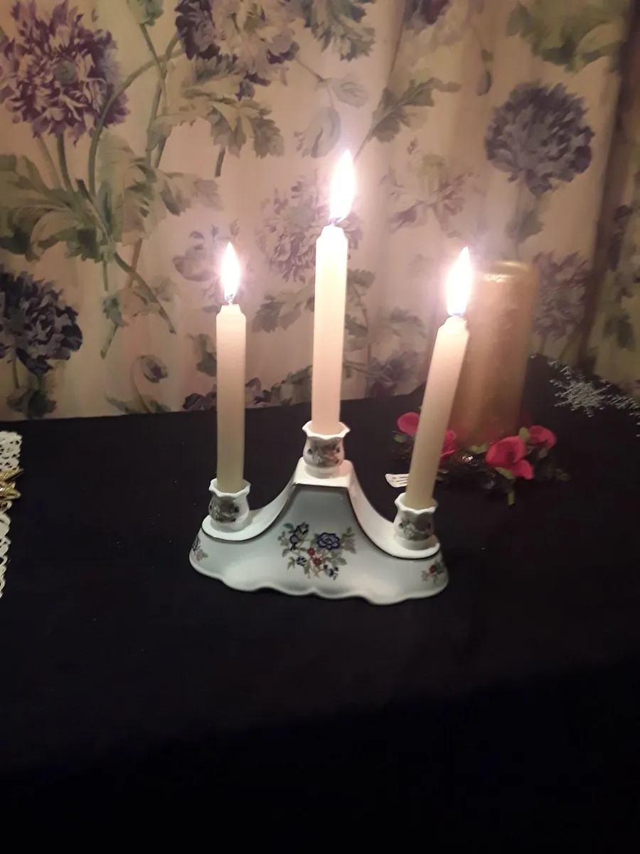 rare find vintage Irish book of Kells candle stick - Image 4