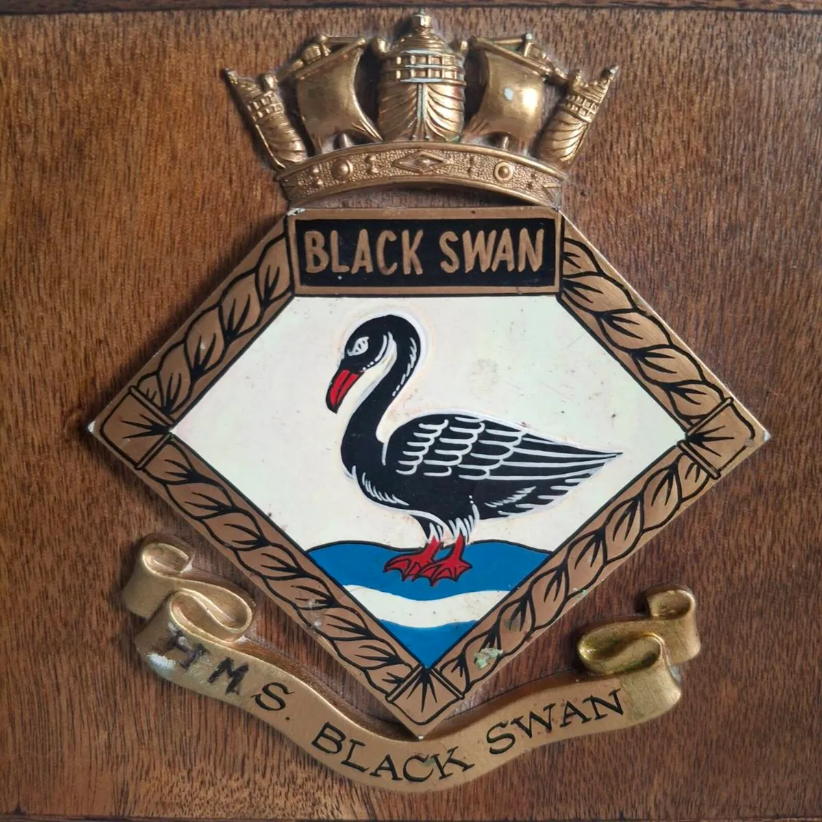 Handmade HMS Black Swan Royal Navy Crest Box - Image 2
