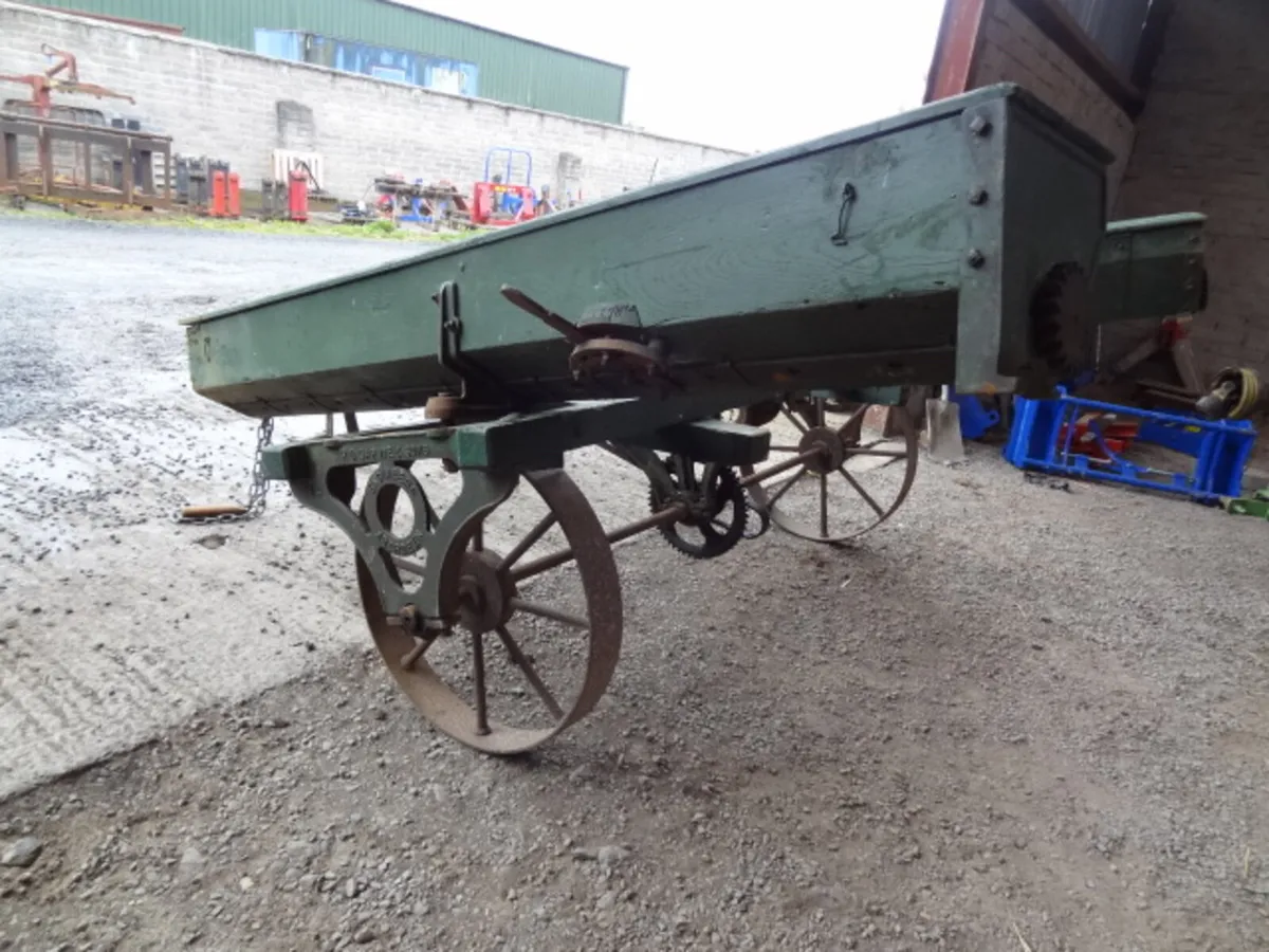 RG Garvie Vintage 5 Metre Grass Seed Box Sower - Image 4