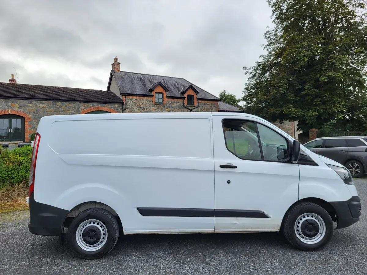 Ford Custom van - Image 3