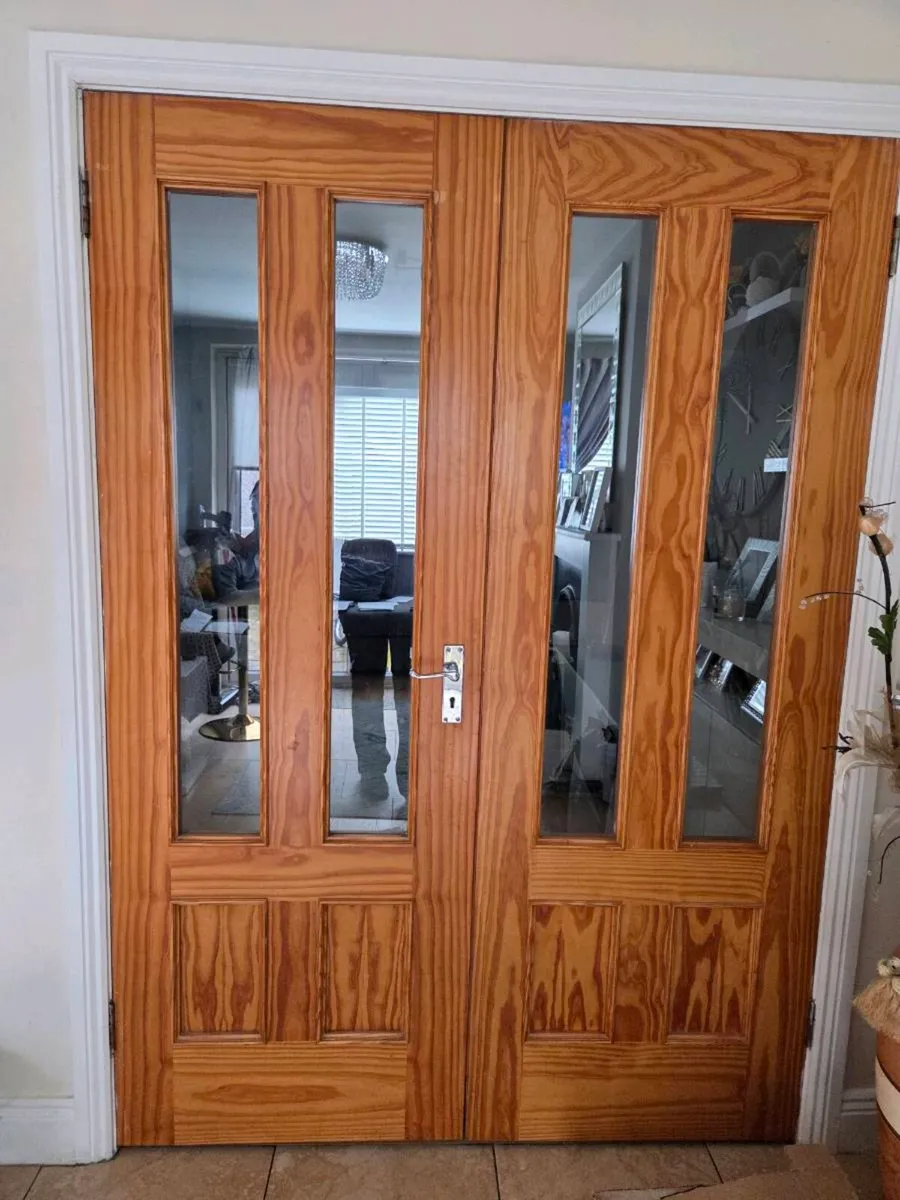 Doors double and 3 single doors - Image 1