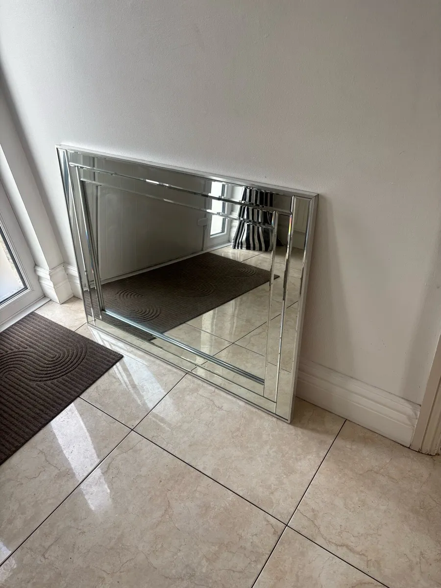 Mirror - Image 2