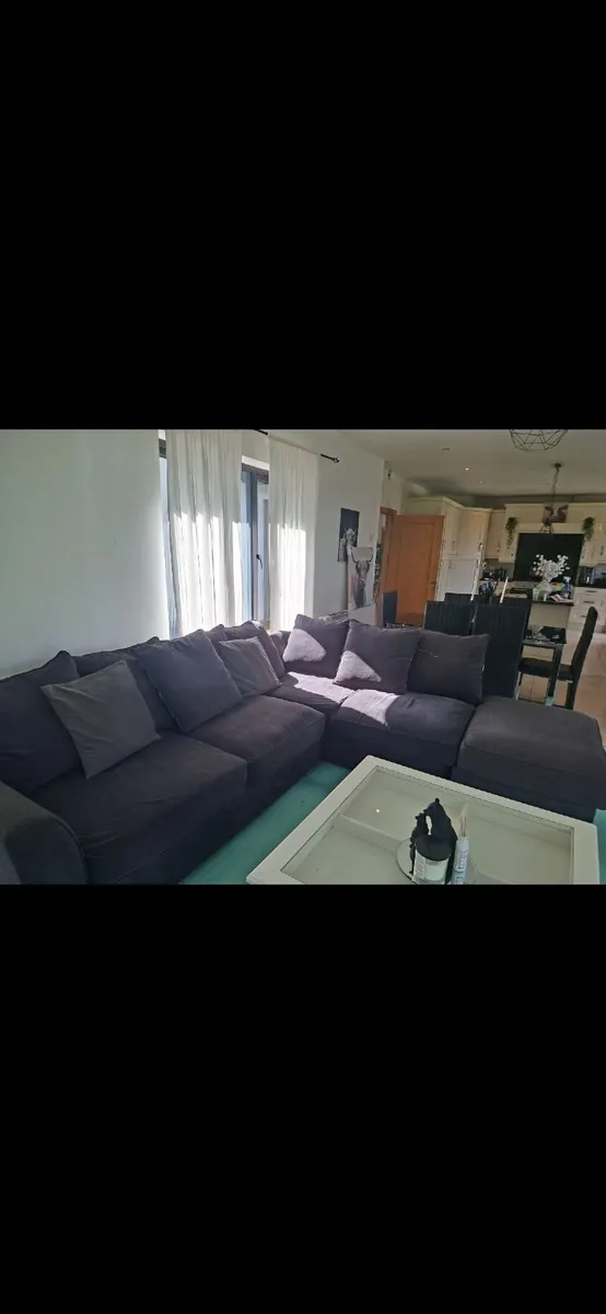 Couch - Image 1