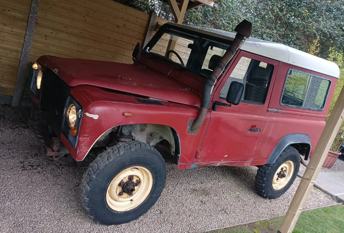 Landrover Defender 90  200Tdi (Year 1992) - Image 1