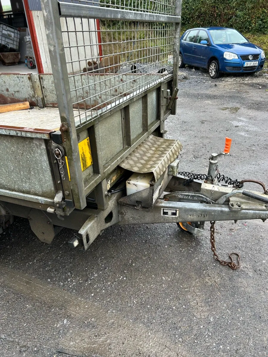 Tipping trailer - Image 3