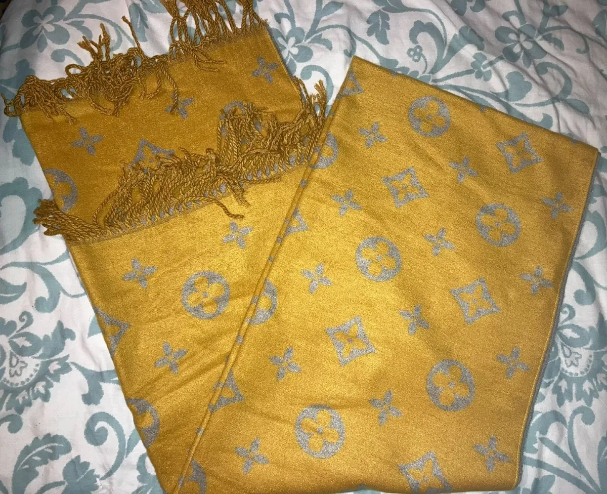 Scarf - Image 1