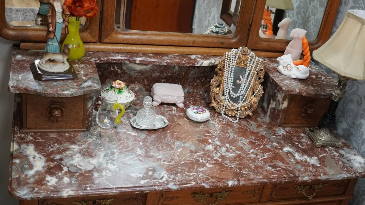 Antique French Oak Dressing Table with Marble Top - Image 3