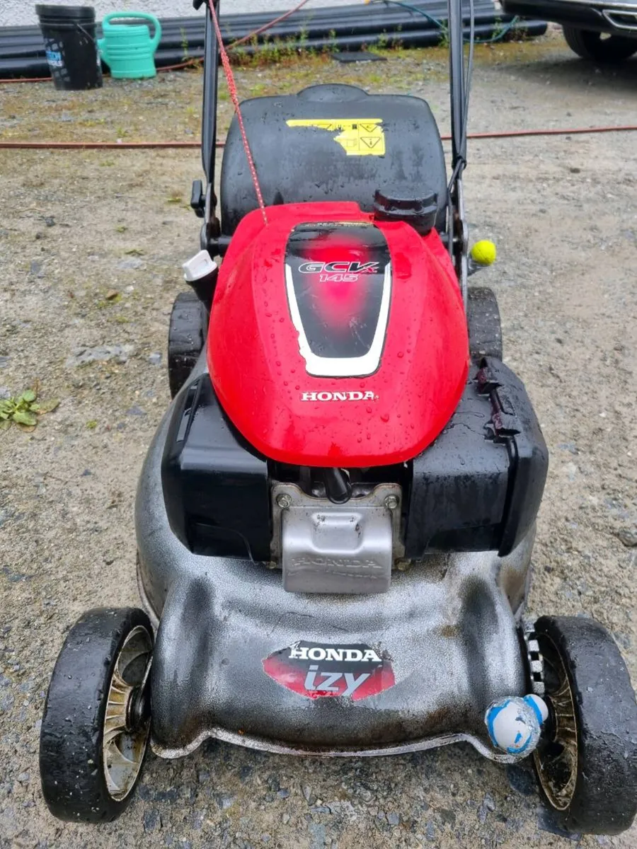 Honda lawnmower - Image 1