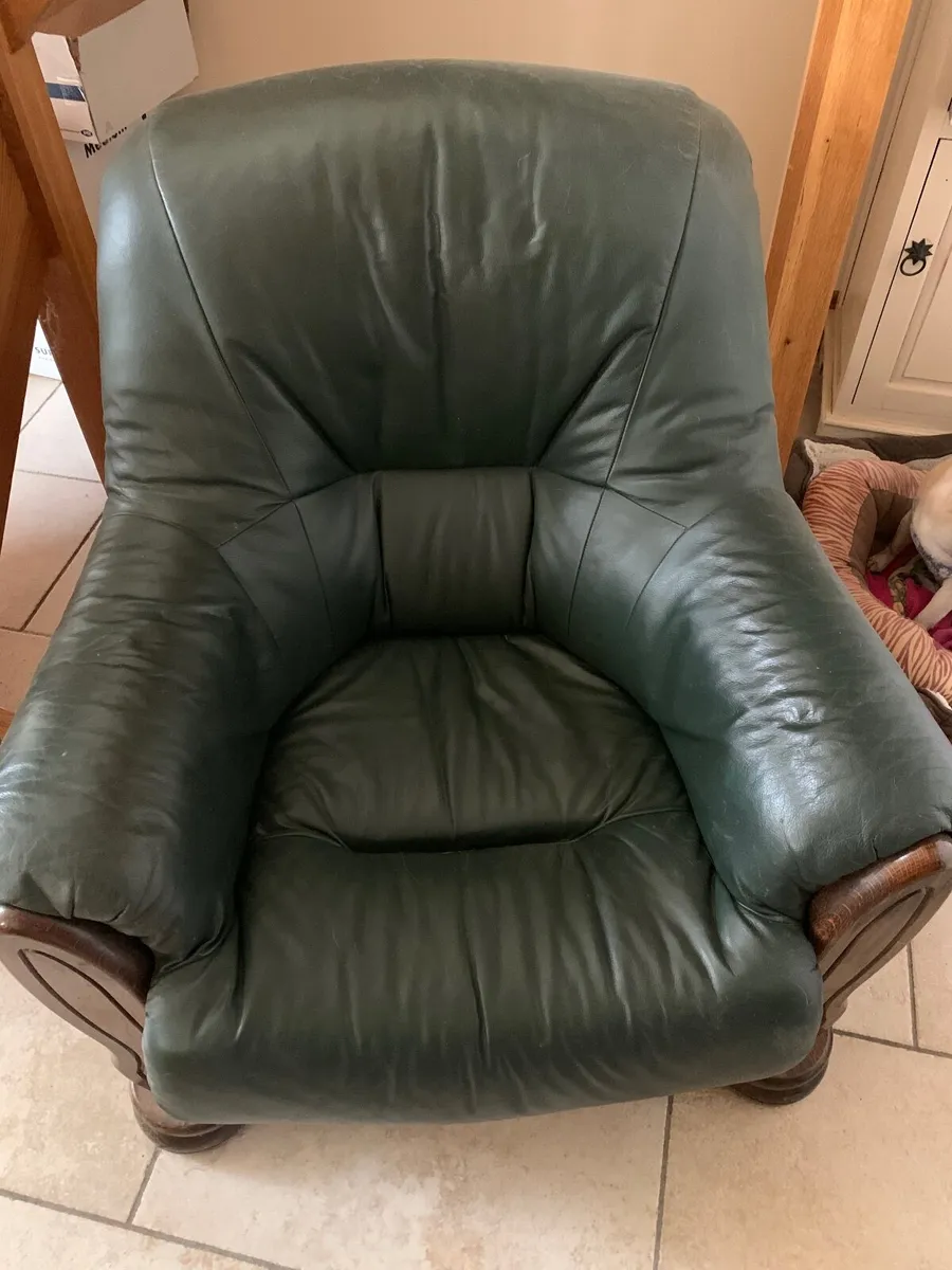 Leather Sofa and chair set - Image 3