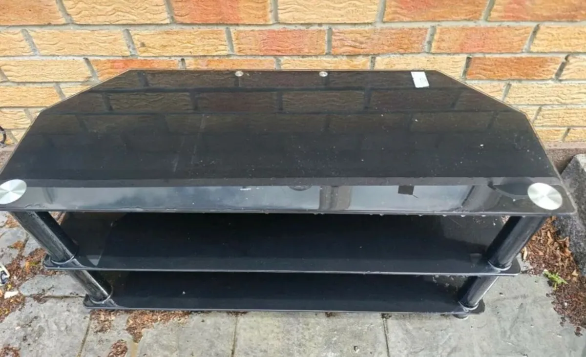 tv table