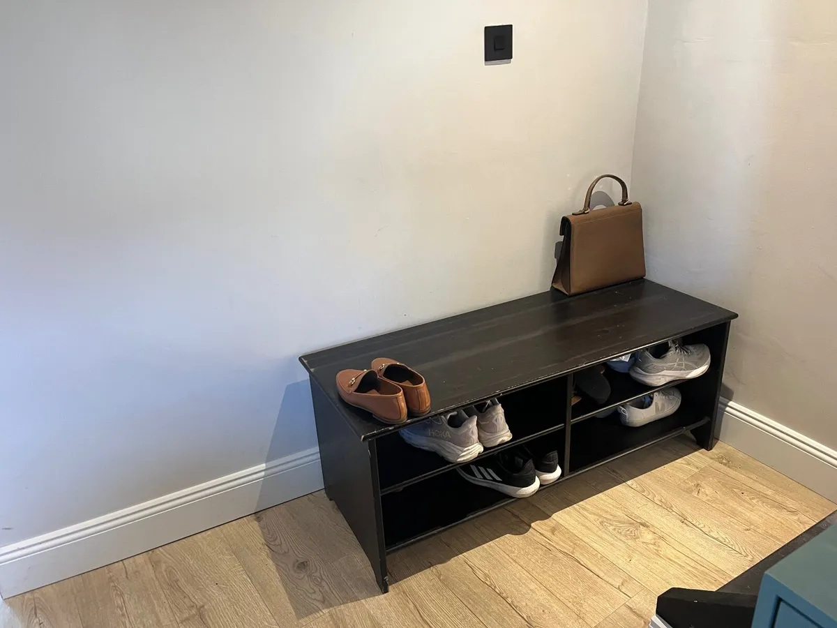 Shoe storage bench - FREE to takeaway - Image 4