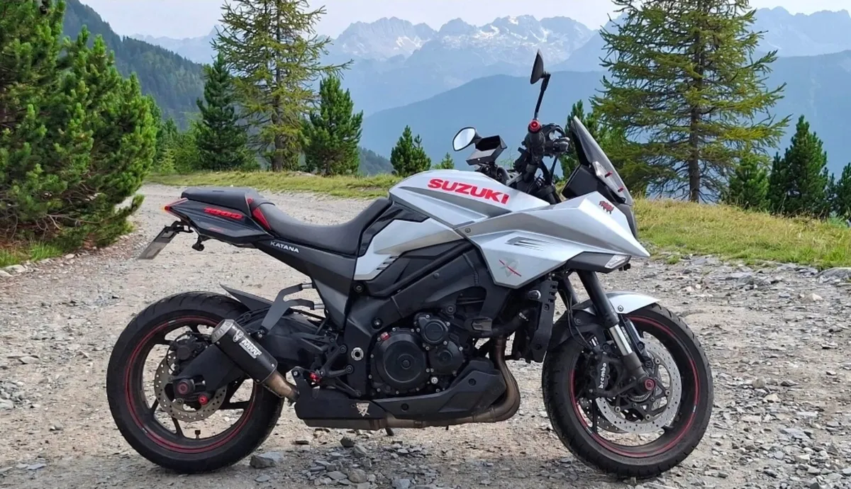 Suzuki katana 1000 IMMACULATE....**OFFERS??** - Image 4