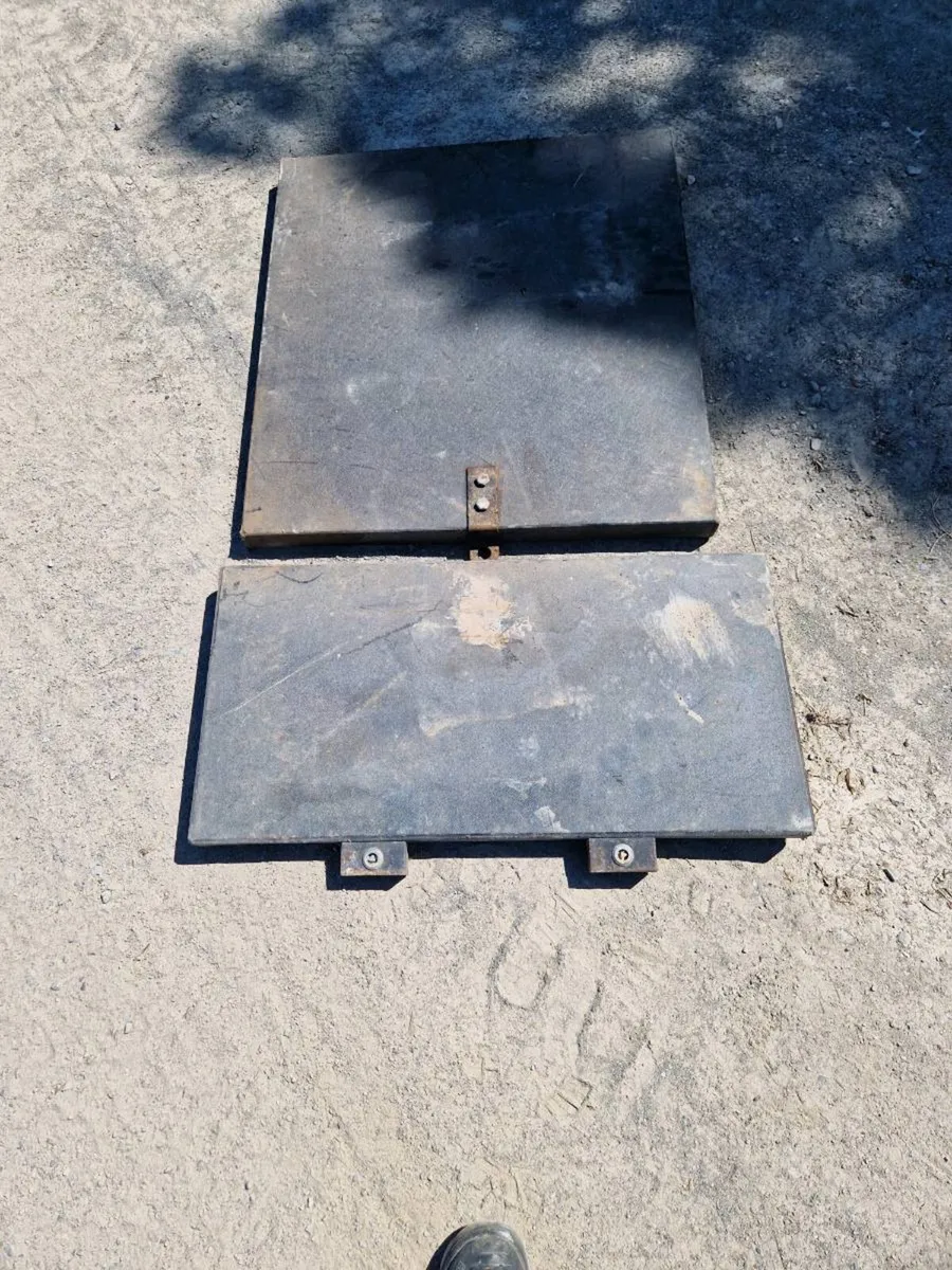 Jcb Cab Vandle Guards - Image 3