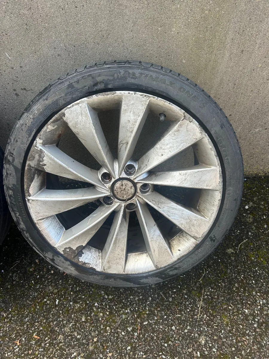 Sirocco Alloys and Tyres - Image 2