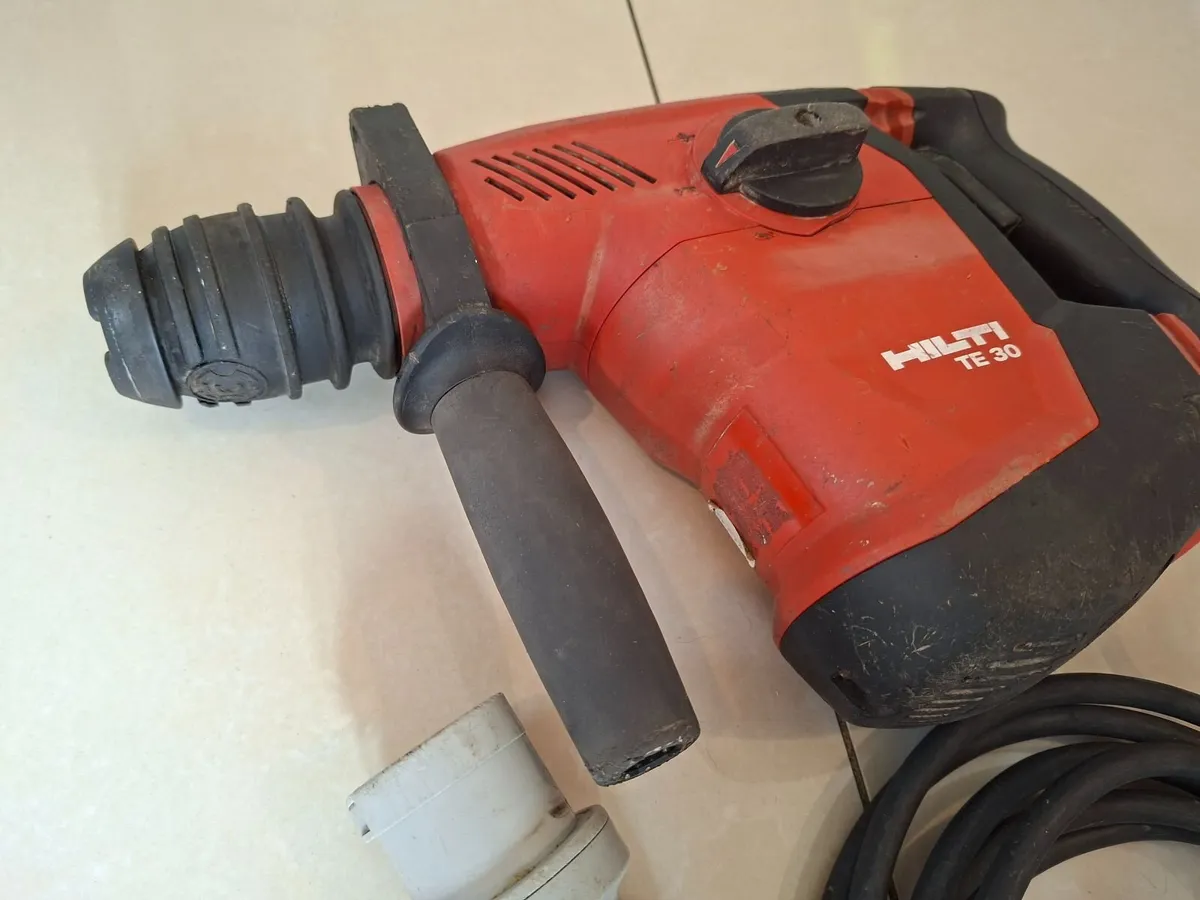 Hilti TE 30-AVR Sds + 3 Mode 110v - Image 3