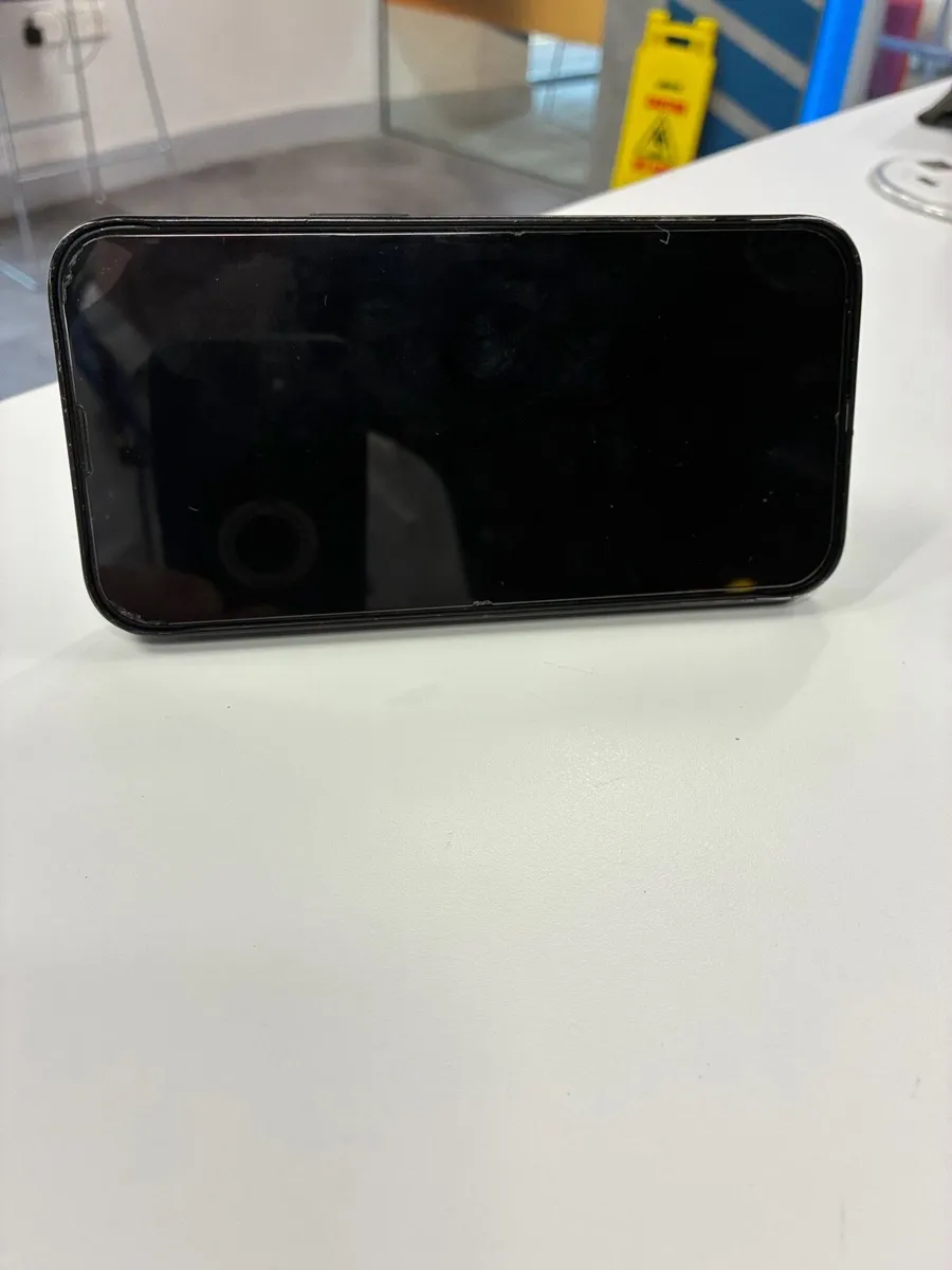 Perfect IPhone 13 For Sale - Image 4