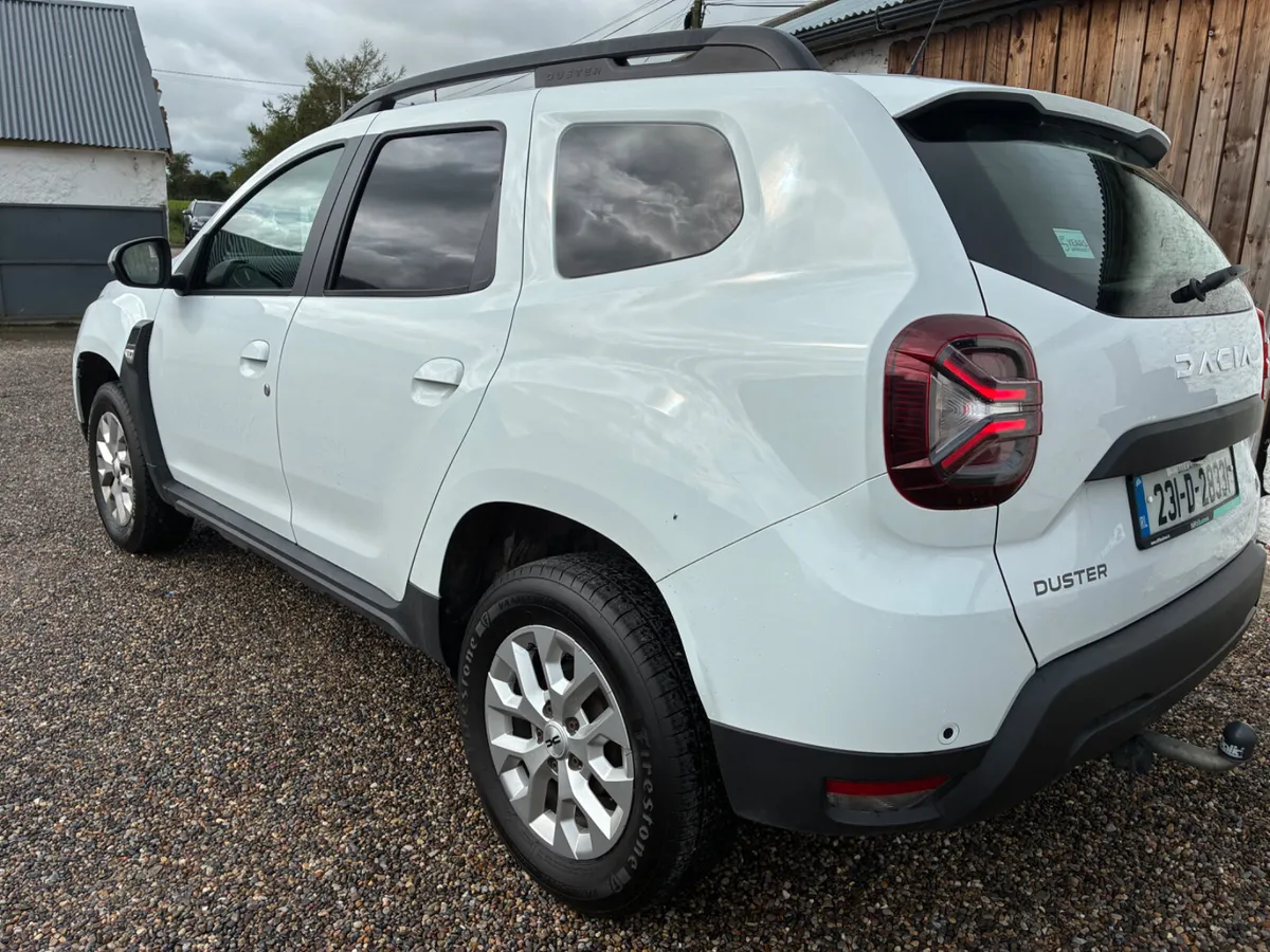 Dacia Duster 2023 / 4WD/ Commercial - Image 2