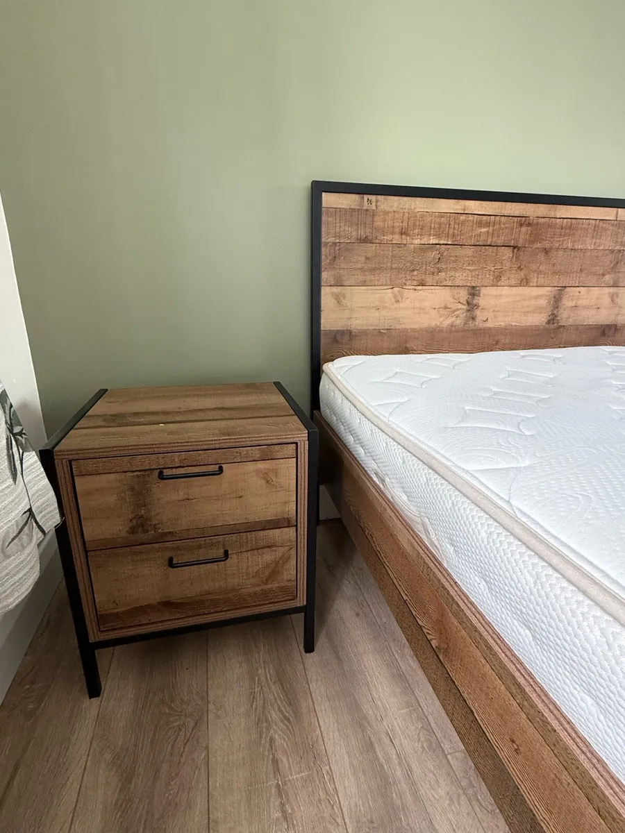 Bed and locker - Image 3