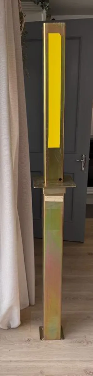 security parking post - Image 4