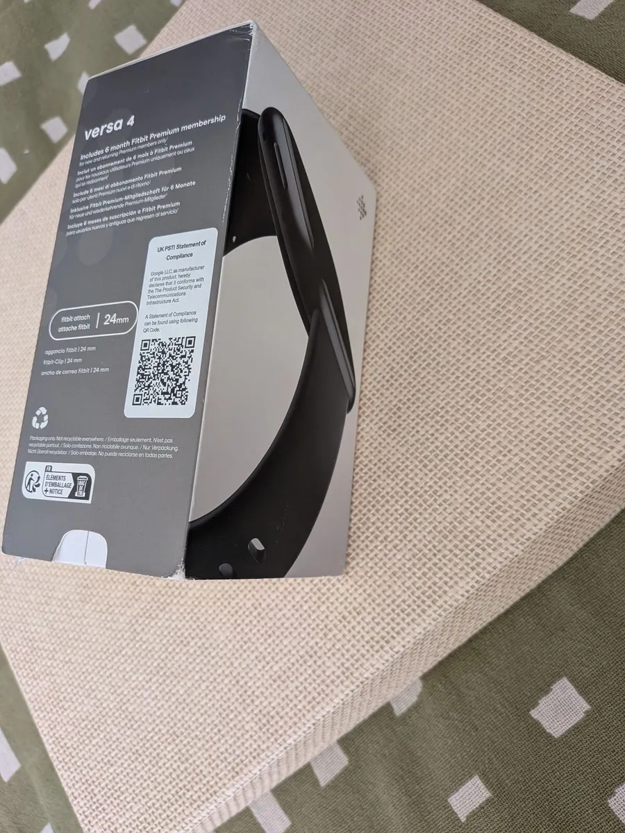 Fitbit Versa4 - Image 3