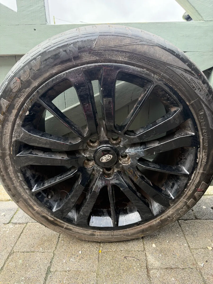 Range Rover alloys full set - Image 1