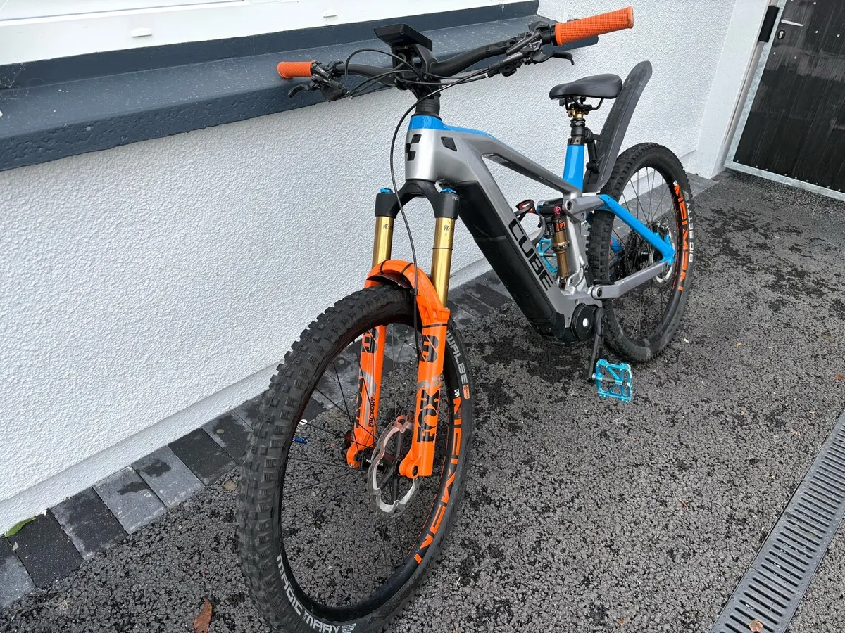 Cube Stereo Hybrid 160 HPC Actionteam - Image 3
