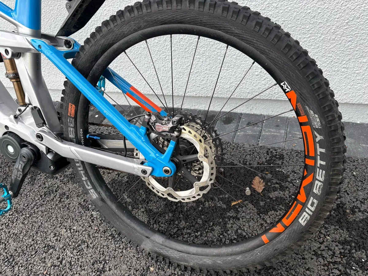 Cube Stereo Hybrid 160 HPC Actionteam - Image 4