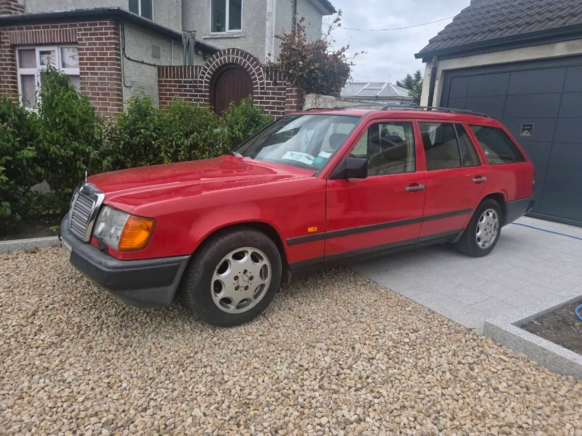 Mercedes 230te 7 seater W124 - Image 3