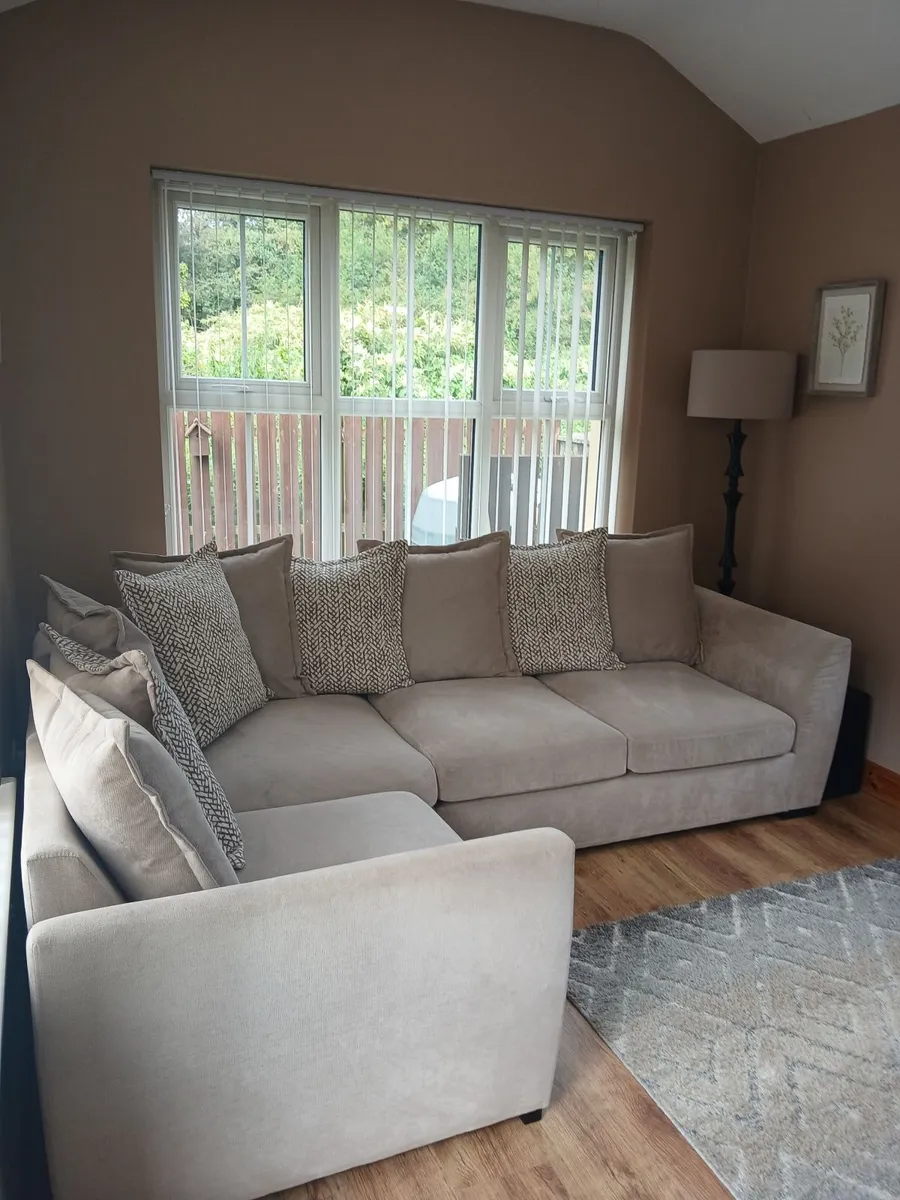 Corner sofa - Image 2
