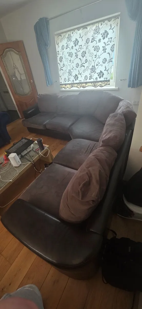 Brown L-shaped large sofa - Image 2