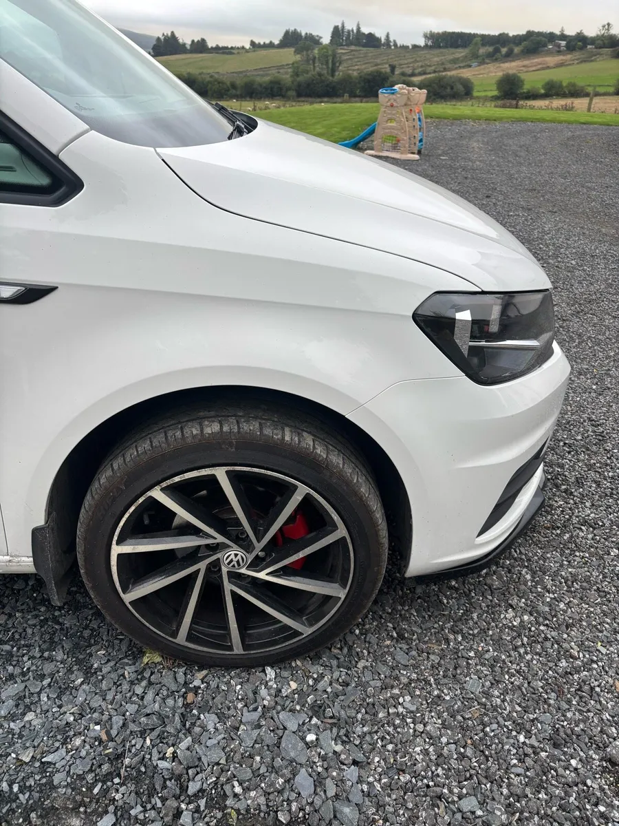 Volkswagen Caddy 2.0 - Image 4