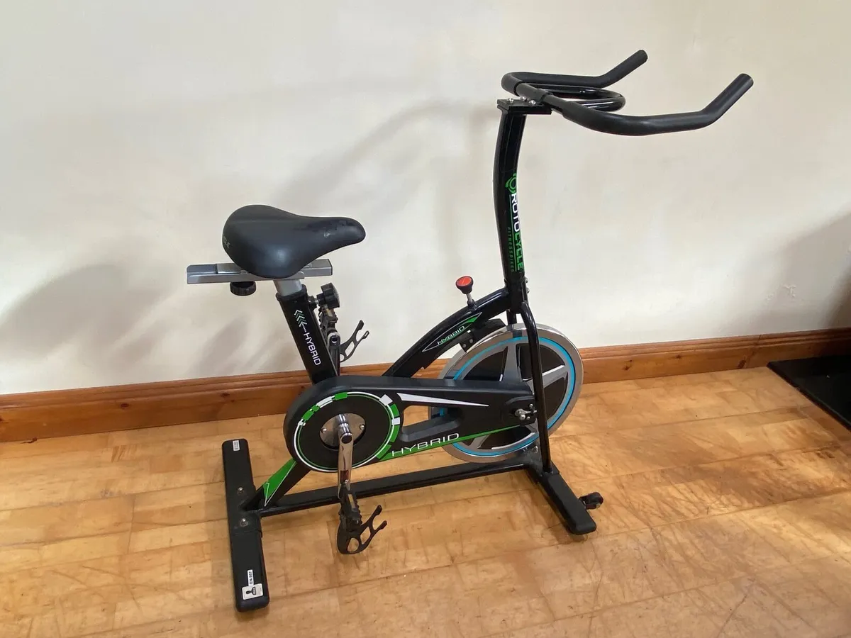 Exercise bike - Image 1