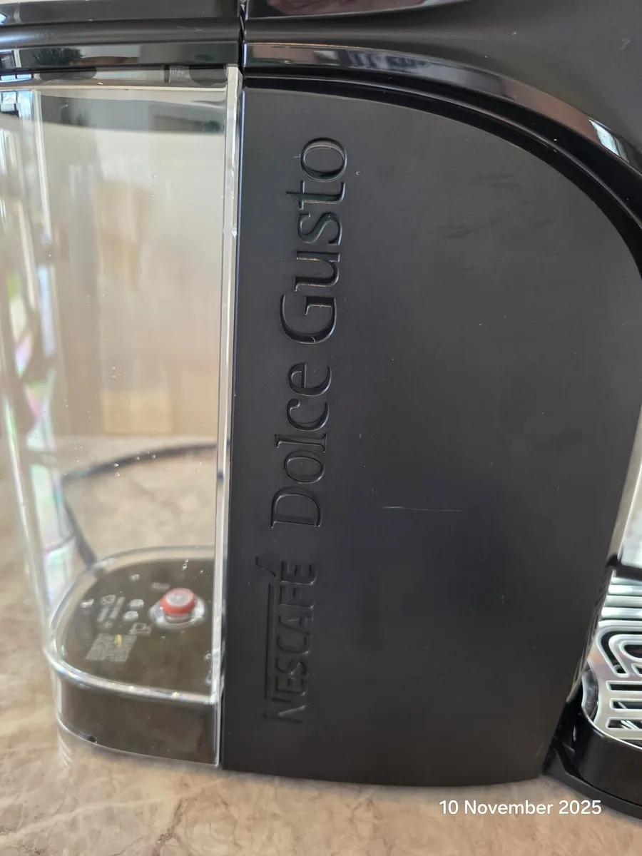 Dolce gusto coffee machine and pods - Image 4