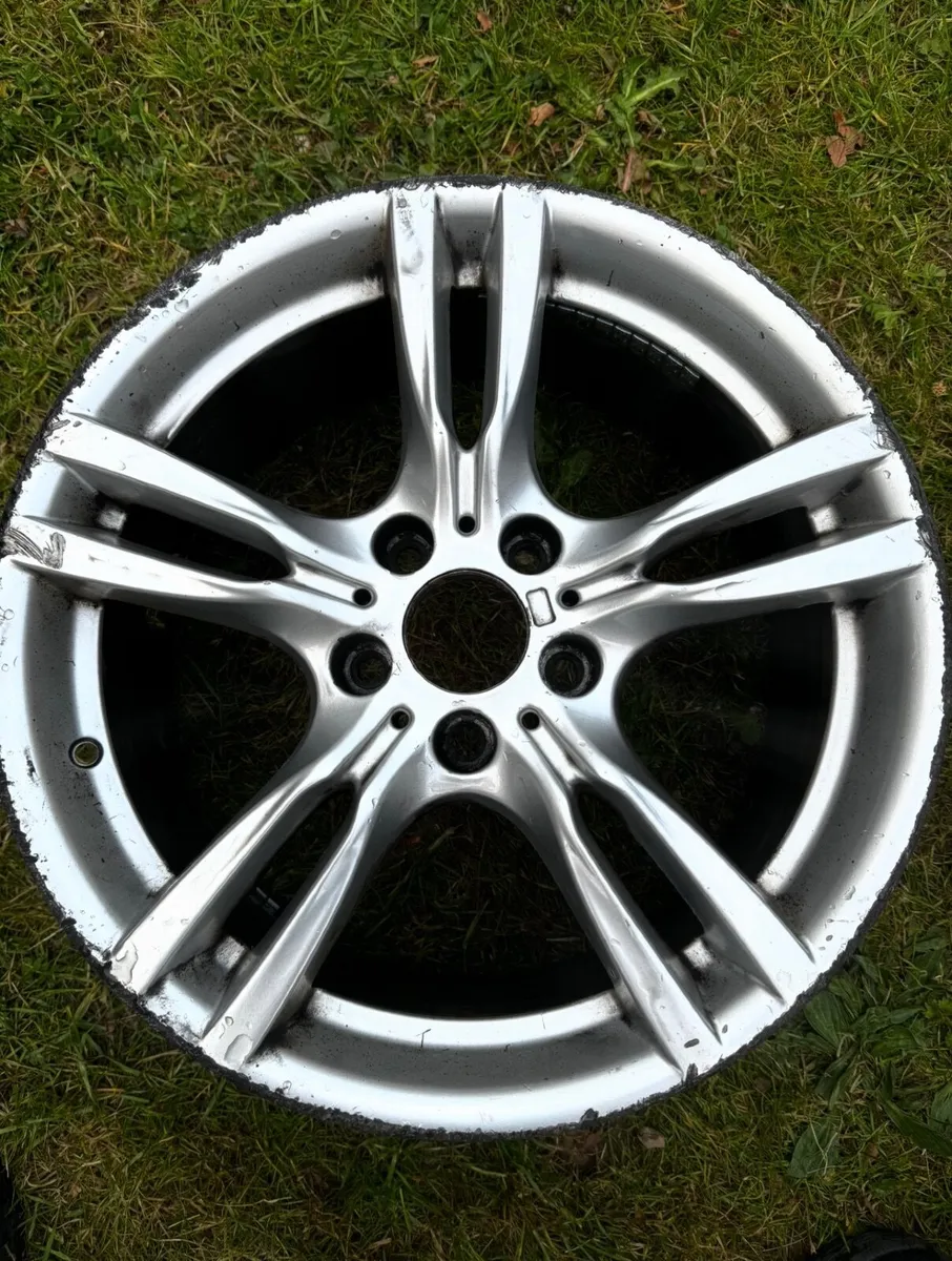 Genuine BMW 18” 400M M Sport Alloys – Set of 4 - Image 3