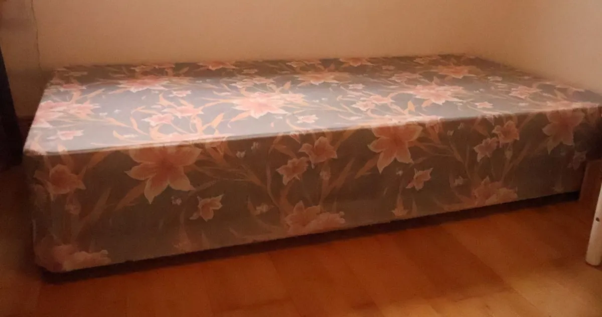 Divan single bed base Free - Image 2
