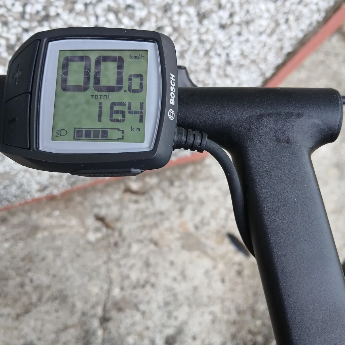 Electric bike - Image 2