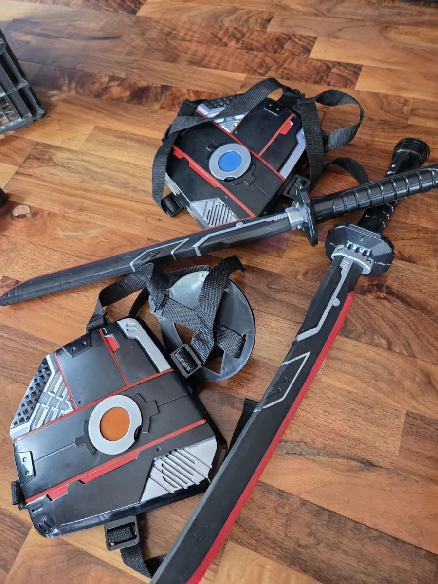 Free Toys - Image 4