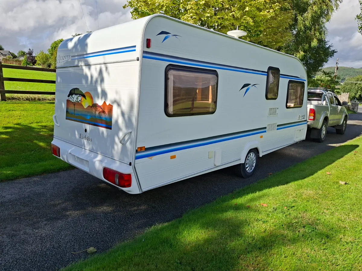Starter fixed bed caravan - Image 3