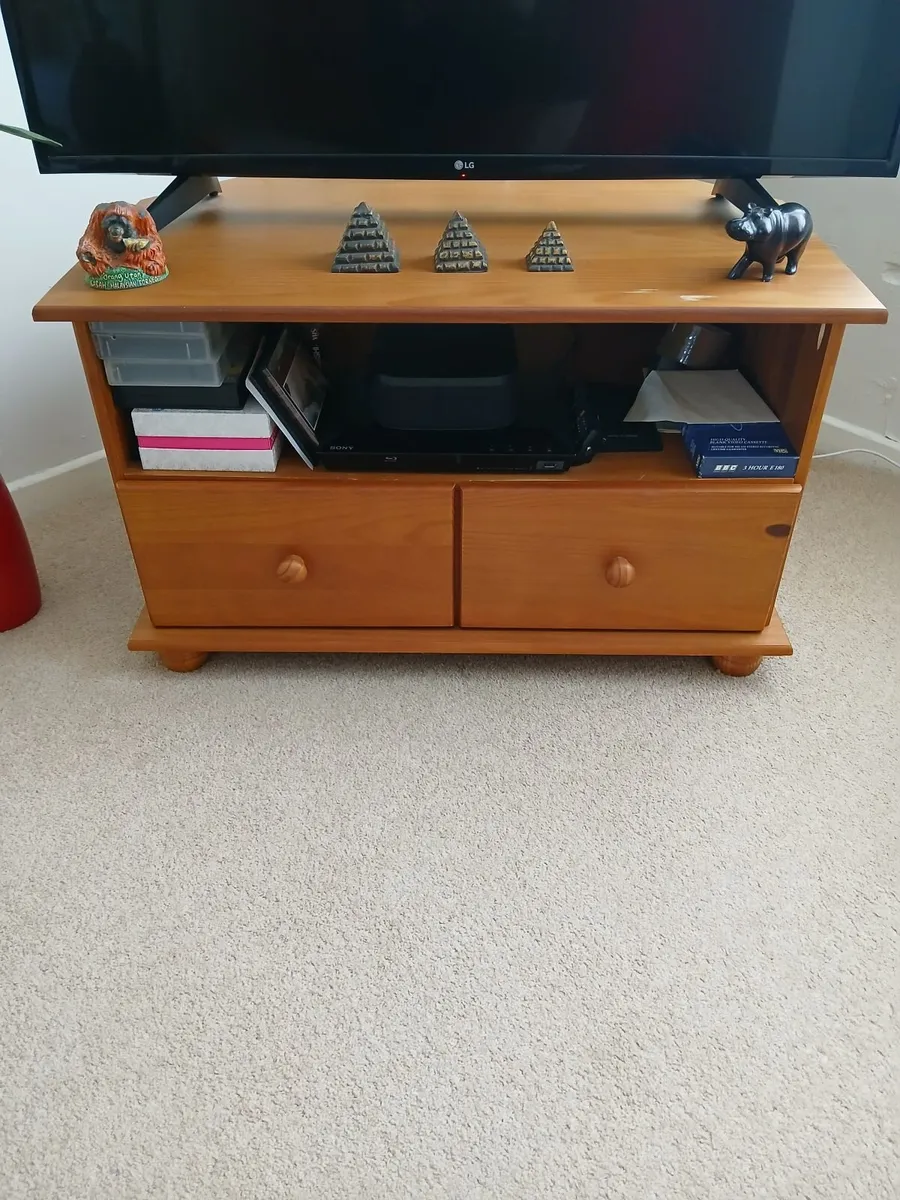 TV Cabinet