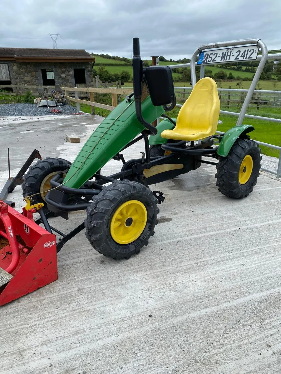 John deer berg go kart - Image 1
