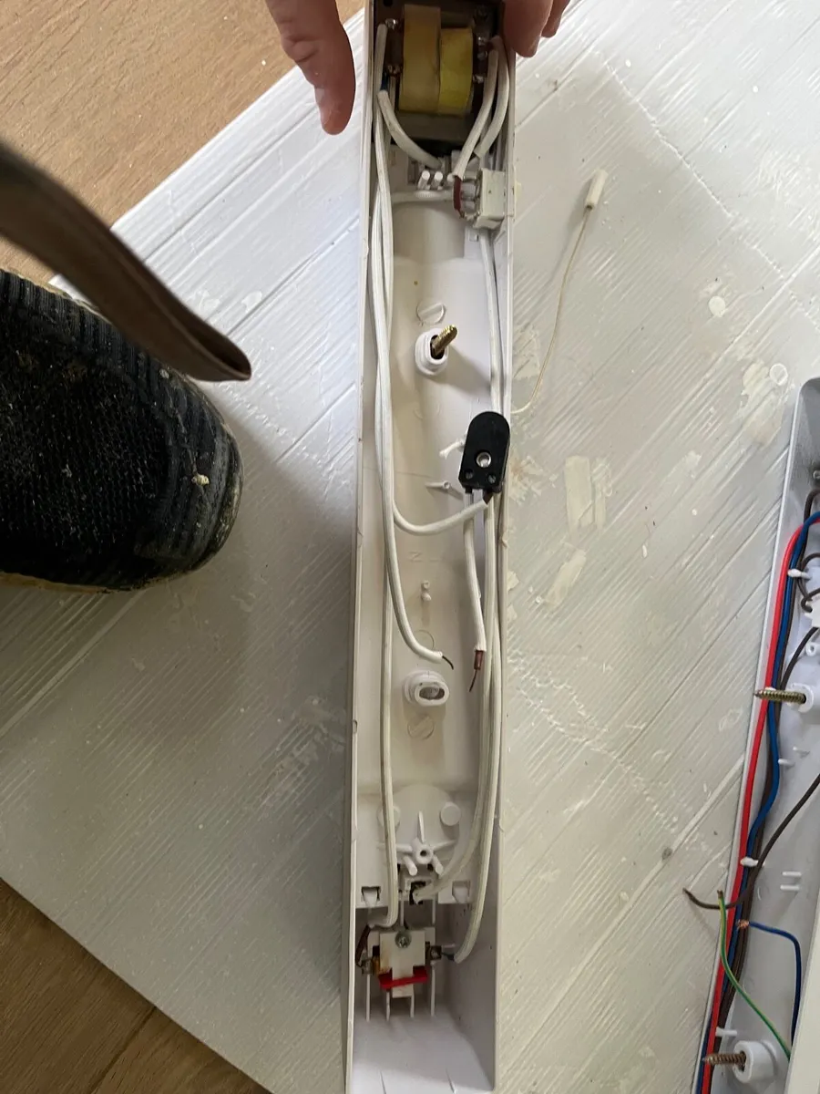 Shaver light - Image 1